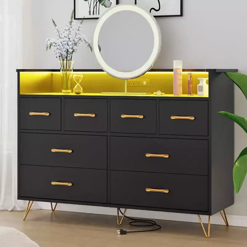 Comò a 8 cassetti con luce LED e stazione di ricarica — Antico Scuro / Antico Chiaro / Nero / Bianco, Stile Moderno, 1 persona